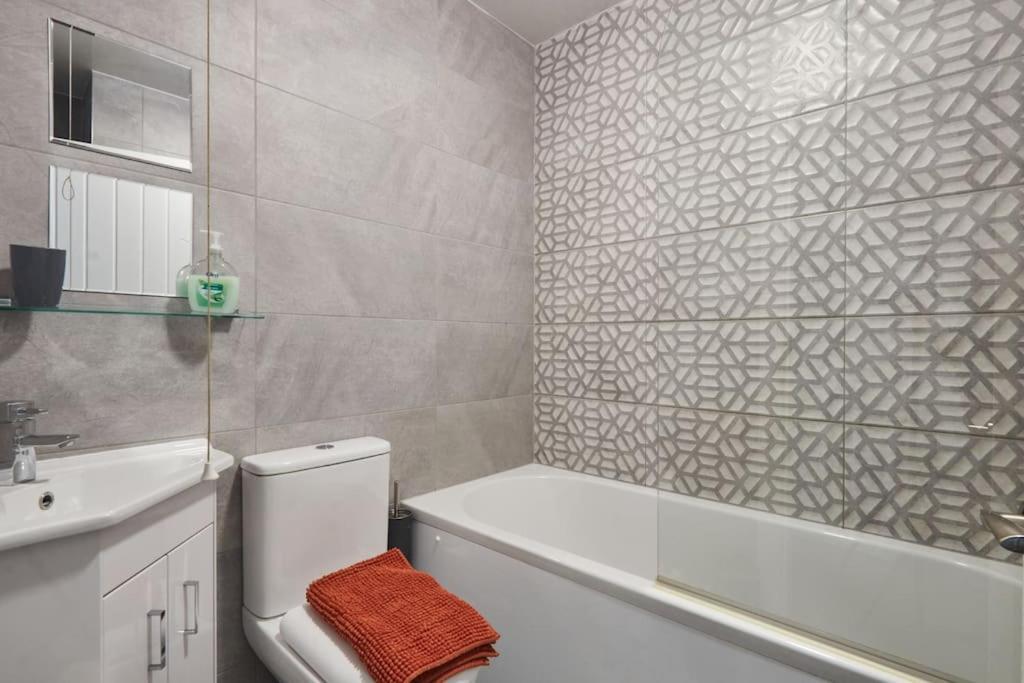 Apartamento Haw Hill House - Modern 4 Bed Normanton  Exterior foto